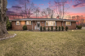 3815 W 121st Ave, Crown Point, IN 46307