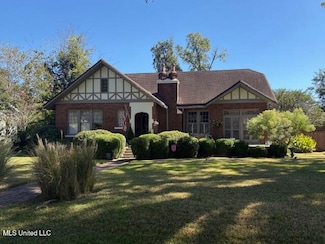 300 High St, Greenwood, MS 38930