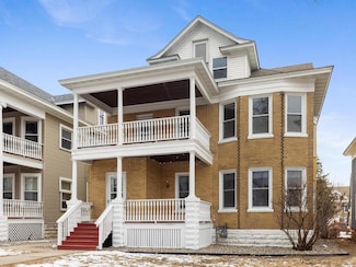 2017 Pleasant Ave, Minneapolis, MN 55404