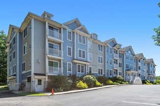19 Broad St Unit 308, Merrimac, MA 01860