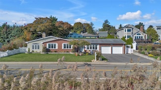 359 Waterside Rd, Northport, NY 11768