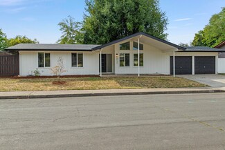 4937 Chehalis Ct N, Keizer, OR 97303