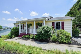 127 N Rome Dr, Roanoke, VA 24019