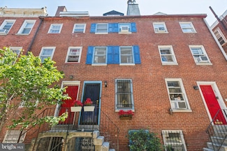 523 S Leithgow St, Philadelphia, PA 19147