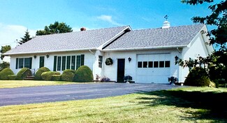 211 Exeter Rd, Corinna, ME 04928