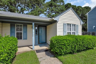 1096 Valencia Ct, Virginia Beach, VA 23454