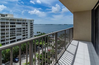 1450 Brickell Bay Dr Unit 611, Miami, FL 33131
