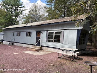 6 Snow Way, Albrightsville, PA 18210