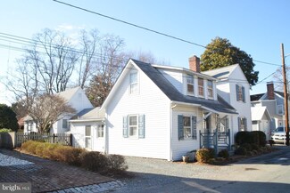 102 Locust St, Saint Michaels, MD 21663