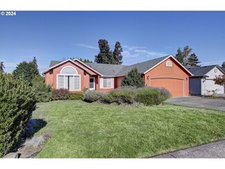 2702 NE 94th St, Vancouver, WA 98665