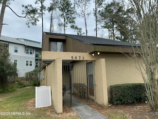 5473 Pinehaven Ct, Jacksonville, FL 32244