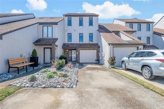 34 Sandie Point Ln, Portsmouth, VA 23701