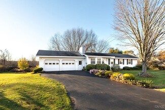 55 Jackim Rd, Oswego, NY 13126