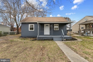 8 Control Ct, Middle River, MD 21220