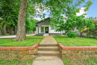 2754 W 12th St, Dallas, TX 75211