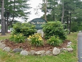 170 E Hadley Rd Unit 60, Amherst, MA 01002