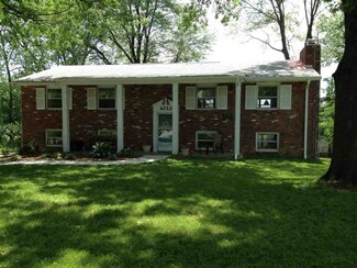 4012 E Saratoga Dr, Bloomington, IN 47408