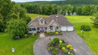 5479 Lake Rd, Tully, NY 13159