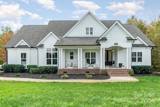 1851 White Fawn Ln, Rock Hill, SC 29730