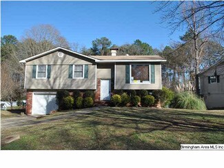 3011 Sartain Dr, Adamsville, AL 35005