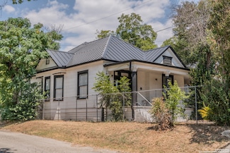 429 E Carson St Unit 3, San Antonio, TX 78208