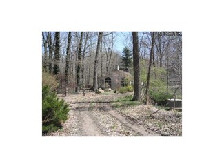 13015 Green Rd, Wakeman, OH 44889