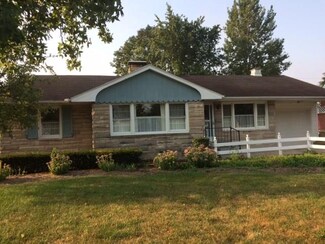 345 Lennox Ave, Union City, IN 47390