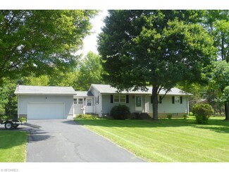 4860 Corey Hunt Rd, Bristolville, OH 44402