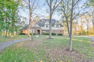 1160 Premwood Dr, Troy, OH 45373