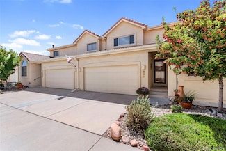 286 Luxury Ln, Colorado Springs, CO 80921