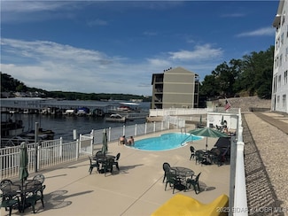 275 Flynn Rd Unit 207, Lake Ozark, MO 65049