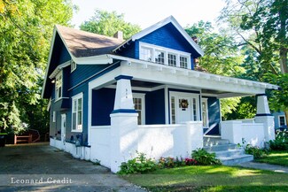 314 W Orange St, Greenville, MI 48838