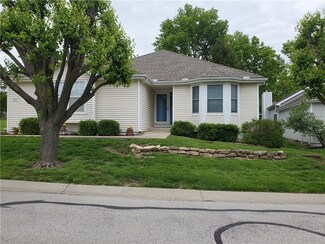 5205 S Megan Dr, Independence, MO 64055