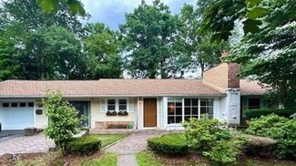 82 Newton Ave N, Worcester, MA 01602