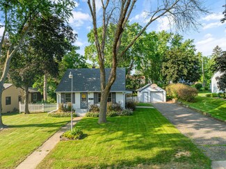 2701 3rd Ave E, Saint Paul, MN 55109