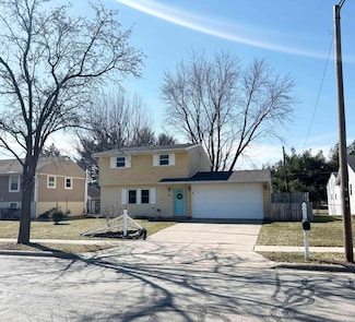 429 Westport Dr, Groveport, OH 43125