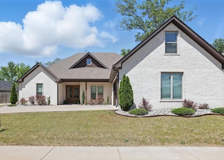 834 Grand Teton Dr, Benton, AR 72019
