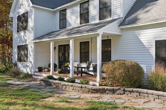 7 Independence Way, Falmouth, ME 04105