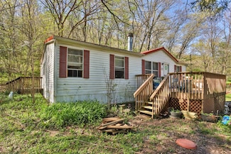 7379 Spring Rd, Hillsboro, MO 63050