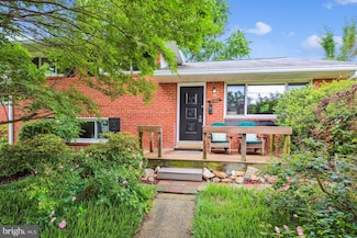 10400 Conover Dr, Silver Spring, MD 20902