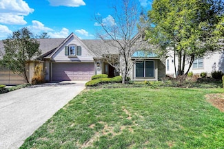 2808 S Saint Remy Cir, Bloomington, IN 47401