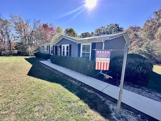 735 Adair Rd, Peterstown, WV 24963