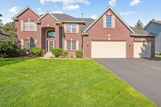4953 Sycamore Dr, Saint Paul, MN 55123