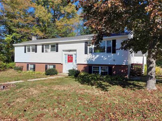 6 Woodland Ct, Marlborough, NH 03455