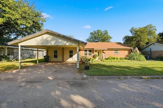 513 Ridgeway St, Clyde, TX 79510