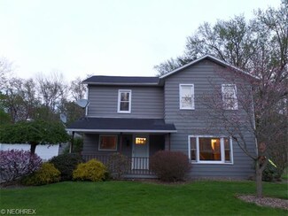 151 Pine St, Leetonia, OH 44431