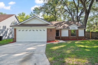 2767 Laten Ln, Jacksonville, FL 32216