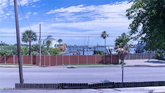 6201 Heards Ln, Galveston, TX 77551