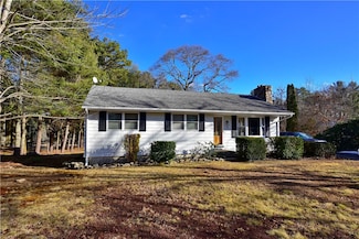 22 Woodville Alton Rd, Hopkinton, RI 02894