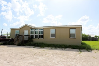 217 Recreational Road 8, Calliham, TX 78007